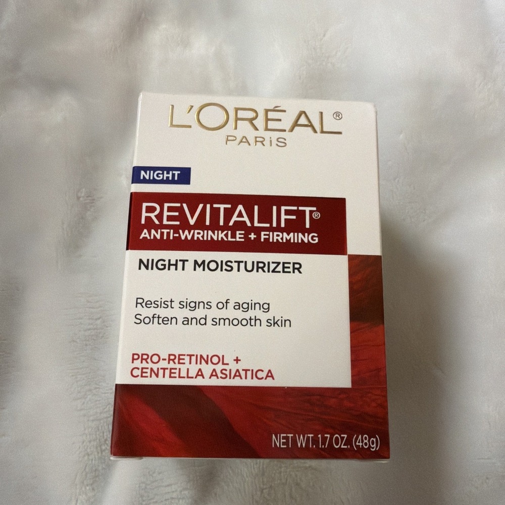 L'Oreal Paris Revitalift Anti-Wrinkle Firming Night Moisturizer Retinol 1.7oz